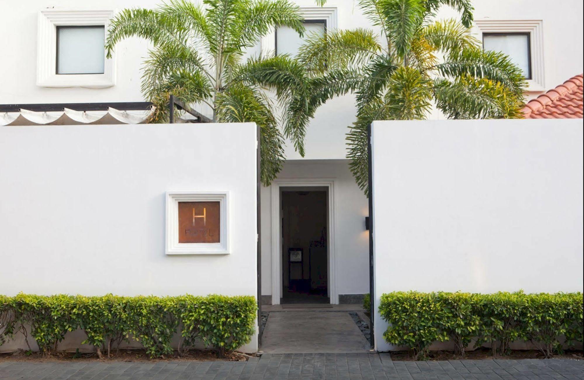 Hotel Ofuro Phnom Penh Exterior foto
